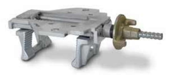 Mounting bracket for SVK shield vibrator